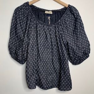 Universal Thread Bubble Elbow Sleeve Printed Top